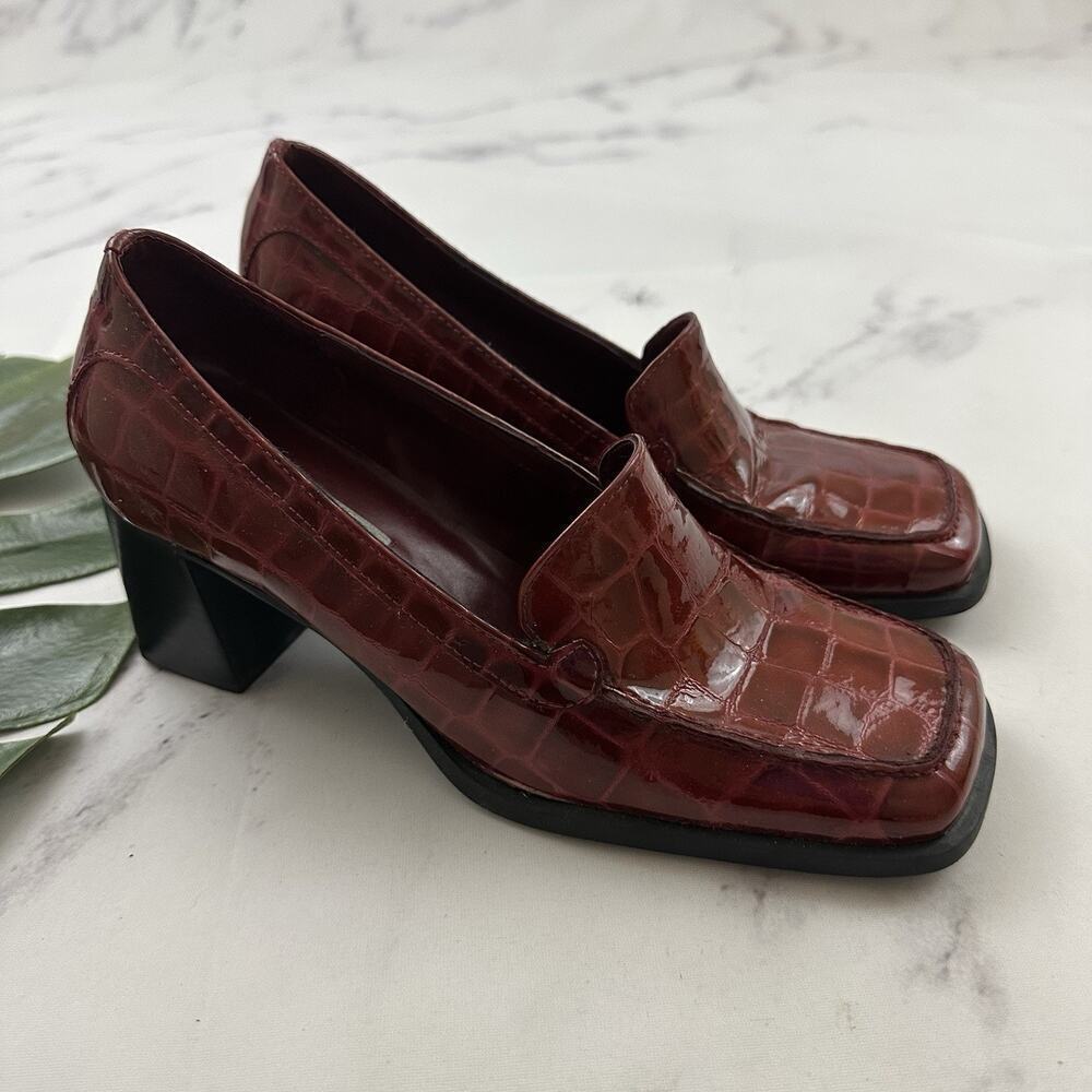 Nine & Co Womens Vintage Y2k Square Toe Heels Size 6 Red Patent Leather Block